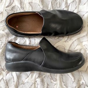 Women’s Clarks Slip-On Dress Shoe